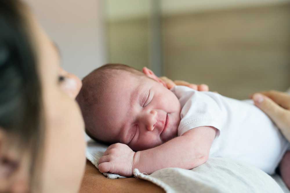 5 Hal Yang Perlu Diketahui tentang Perawatan Bayi Baru Lahir