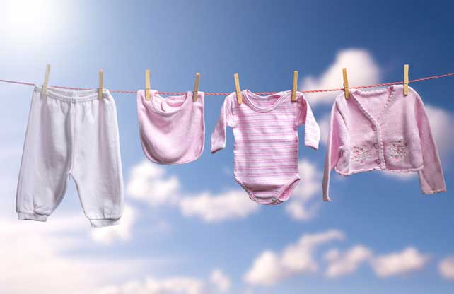 Tips Mencuci Baju Bayi