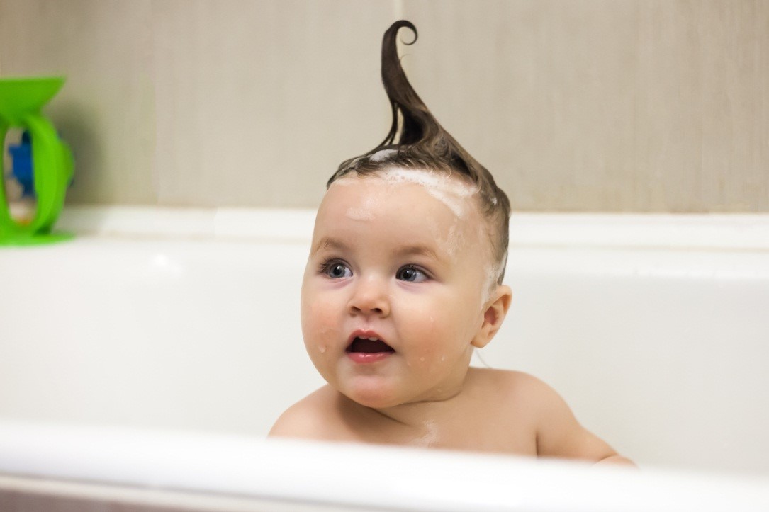 Cara agar Rambut si Kecil Tumbuh Sehat dan Tebal