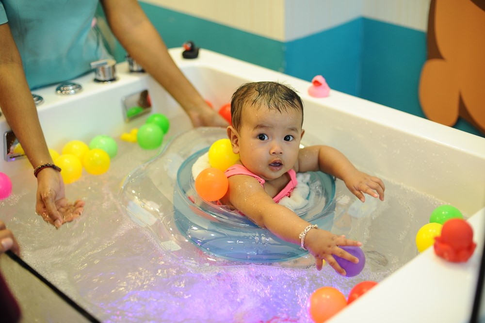 Ibu Wajib Tahu Manfaat Baby Spa