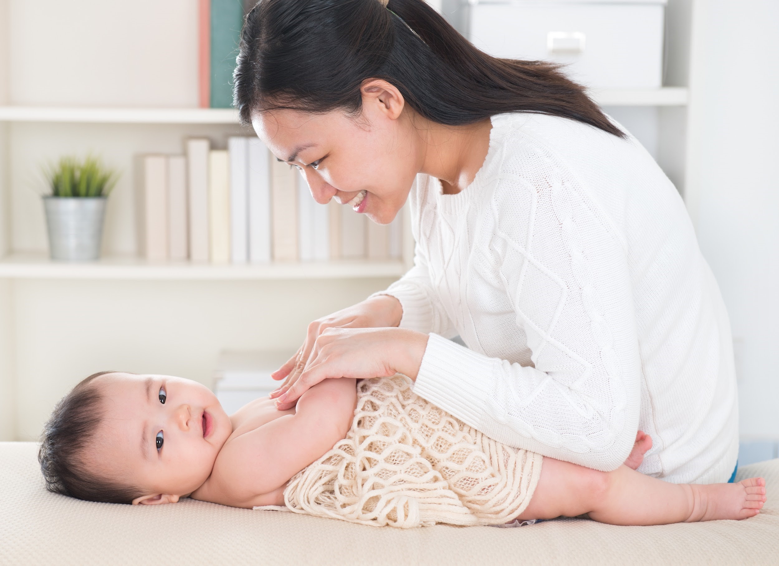 Makin Bonding Dengan Rutin Lakukan Pijatan Untuk Bayi
